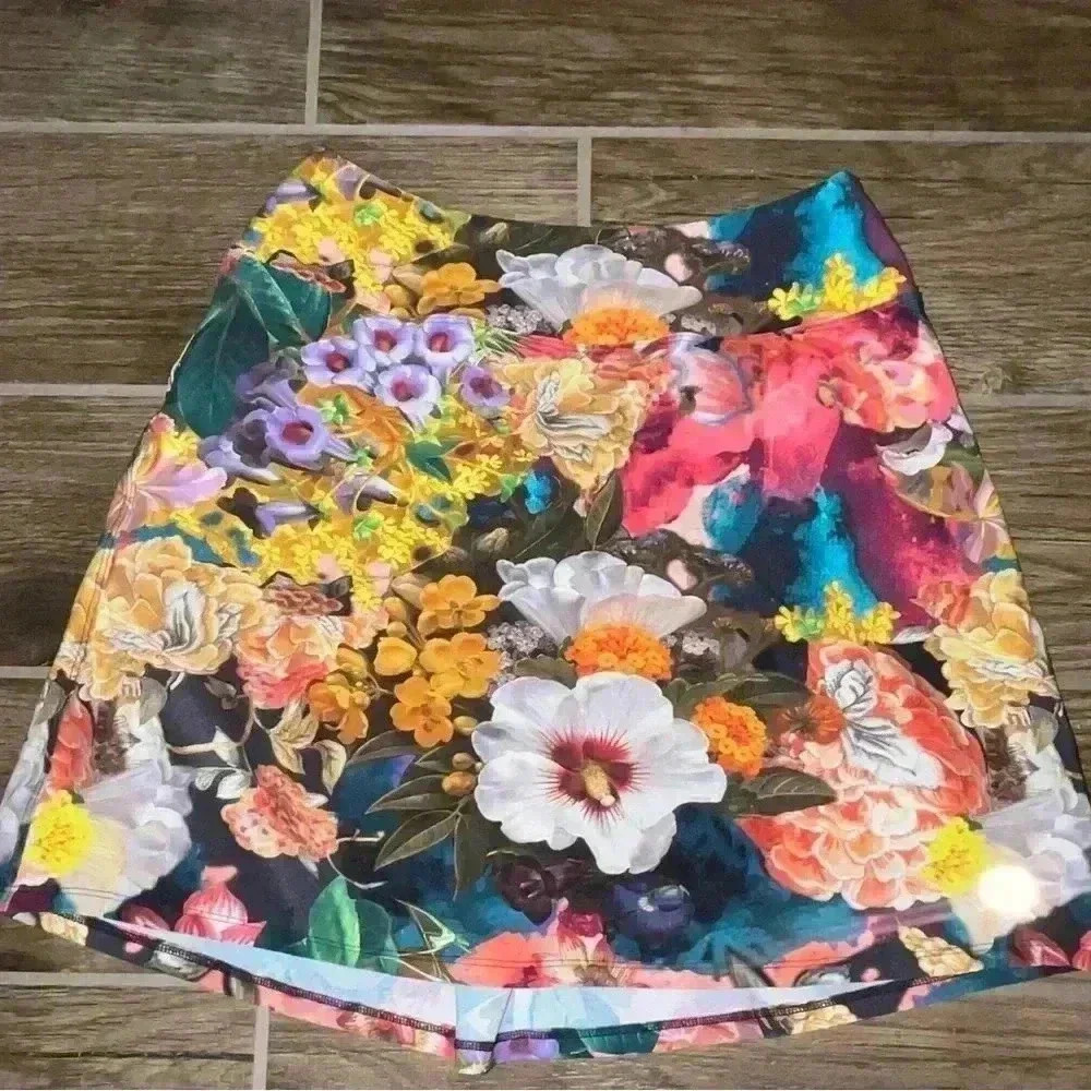 Foray golf Fantasy Floral golf skirt